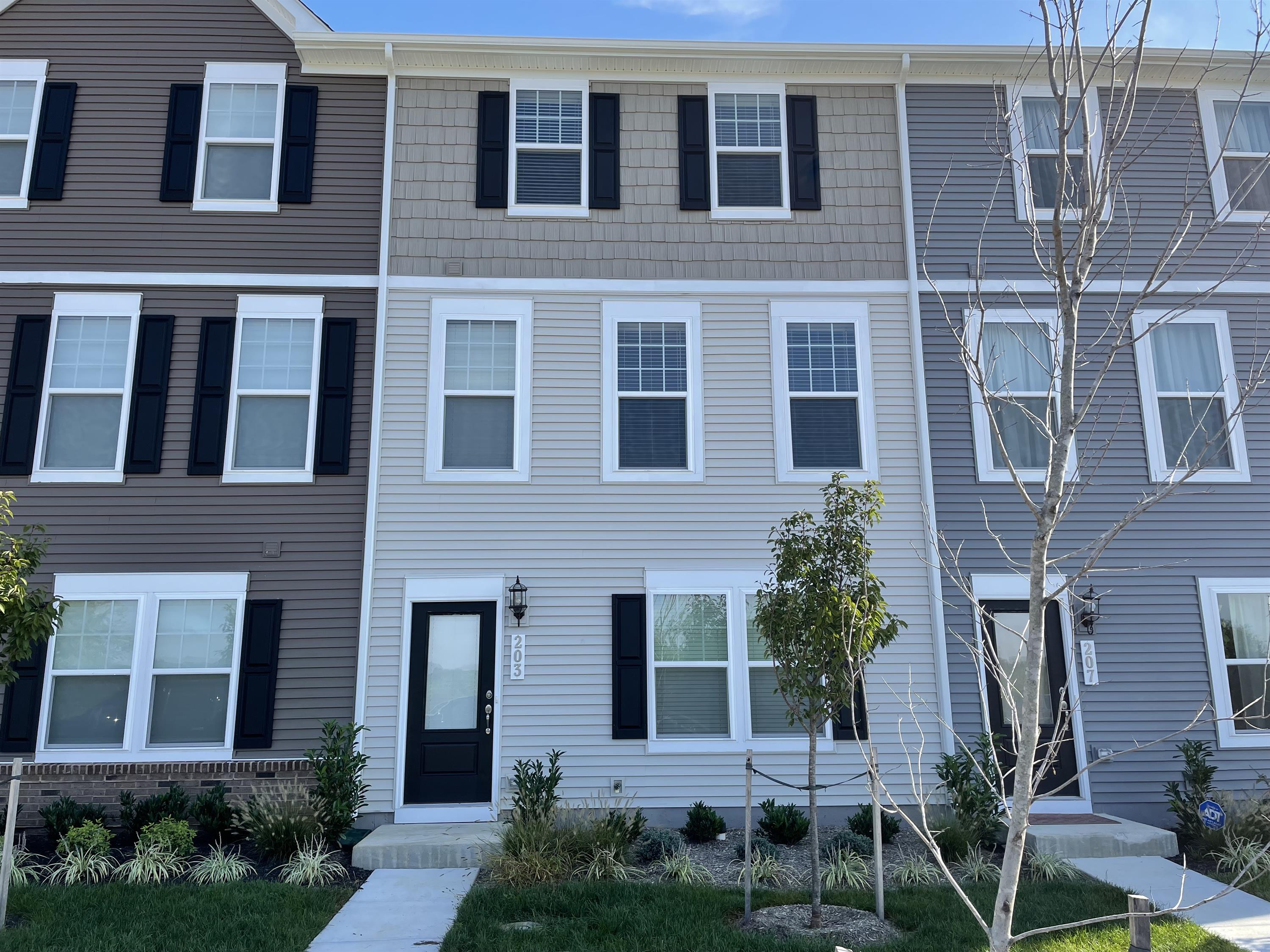 203 Presidents Pointe Avenue